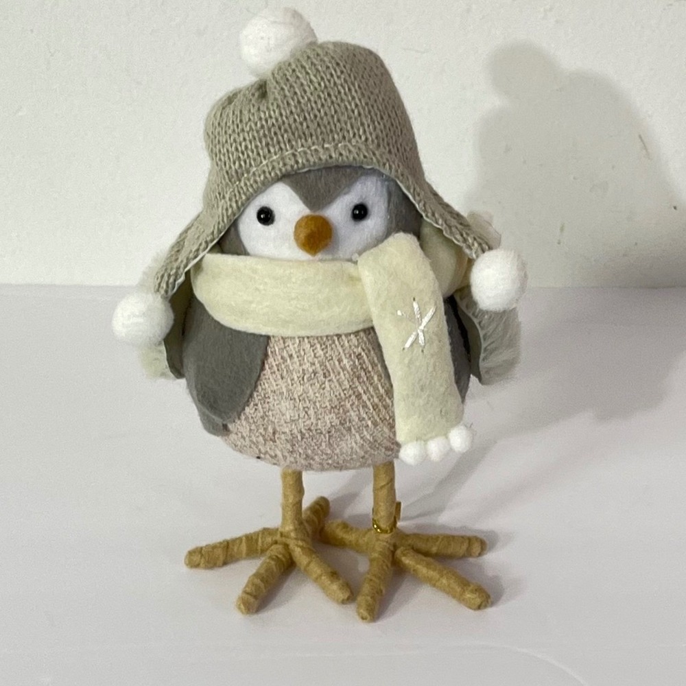 Target Wondershop‎ Fabric Bird Loop 2022 Grey Winter Hat Scarf Figurine Decor